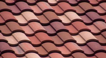 The-Pros-and-Cons-of-Tile-Roofing-in-Florida-1200x565